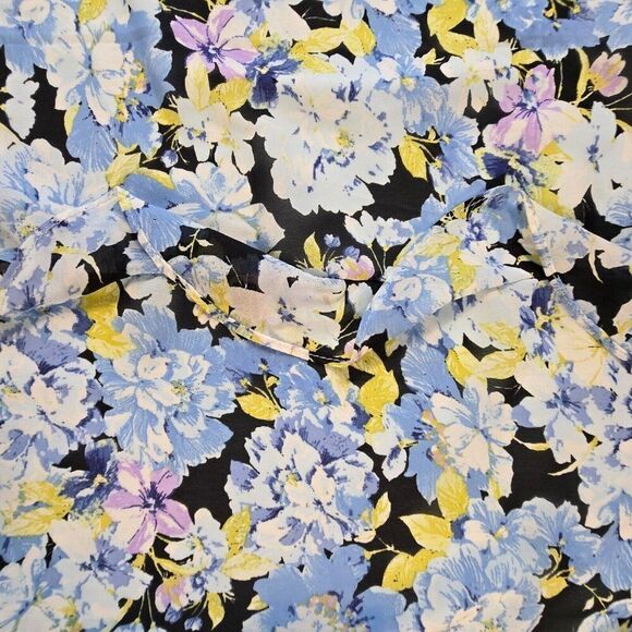 Vince Camuto Ruffle V-Neck Sleeveless Blouse Sea Breeze Size Medium - Picture 6 of 8